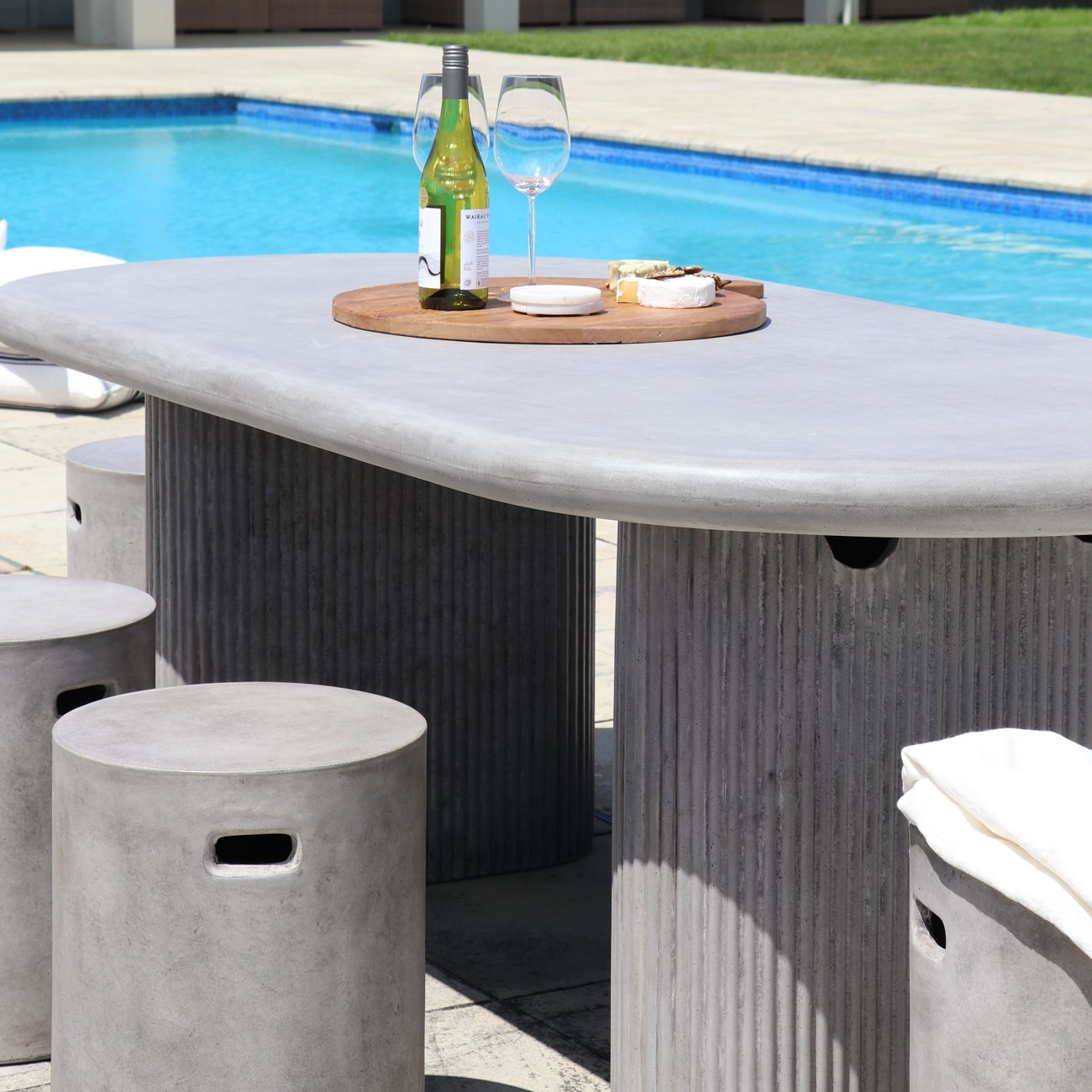 Solona Outdoor Concrete Table - 200cm - Grey