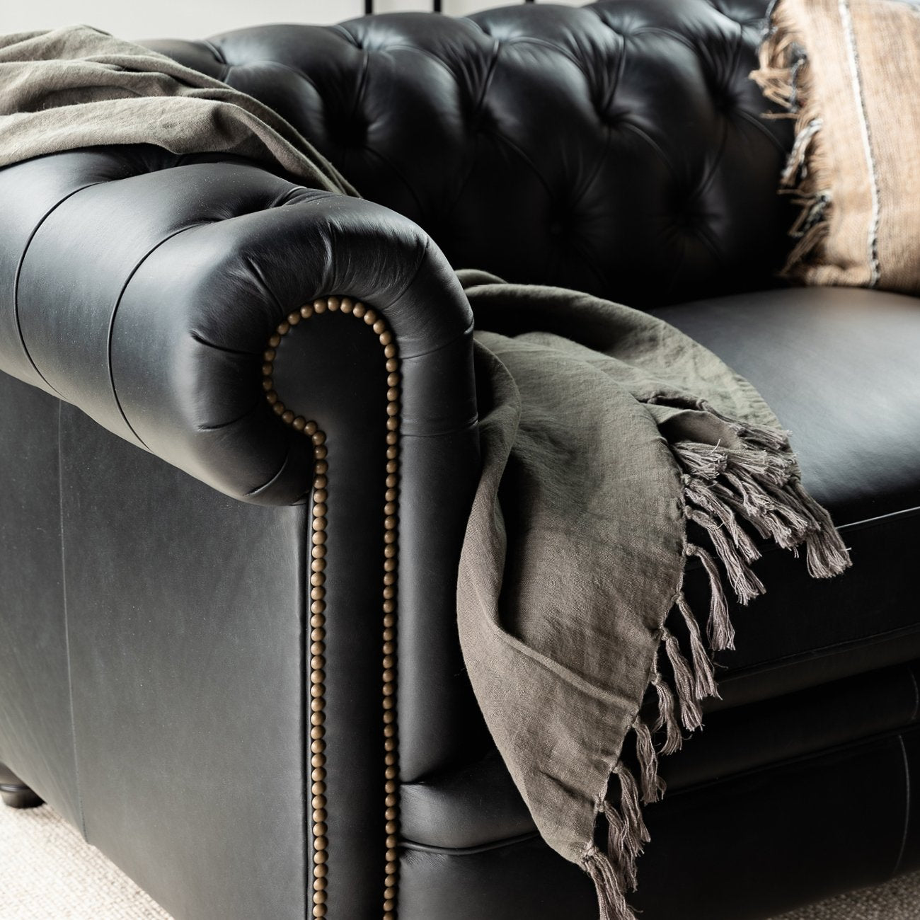 Stanford 4 Seater Chesterfield - Onyx Leather