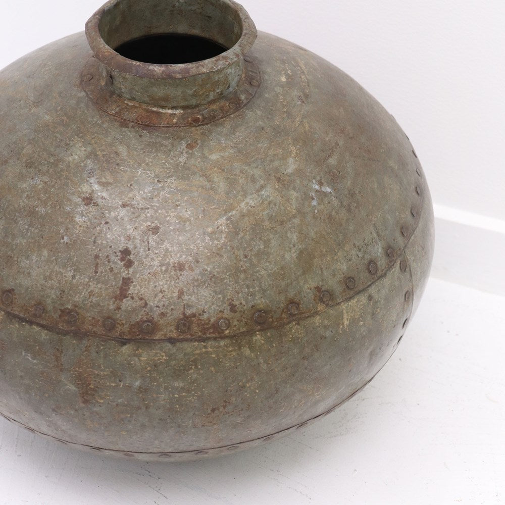 Torlouse Iron Pot
