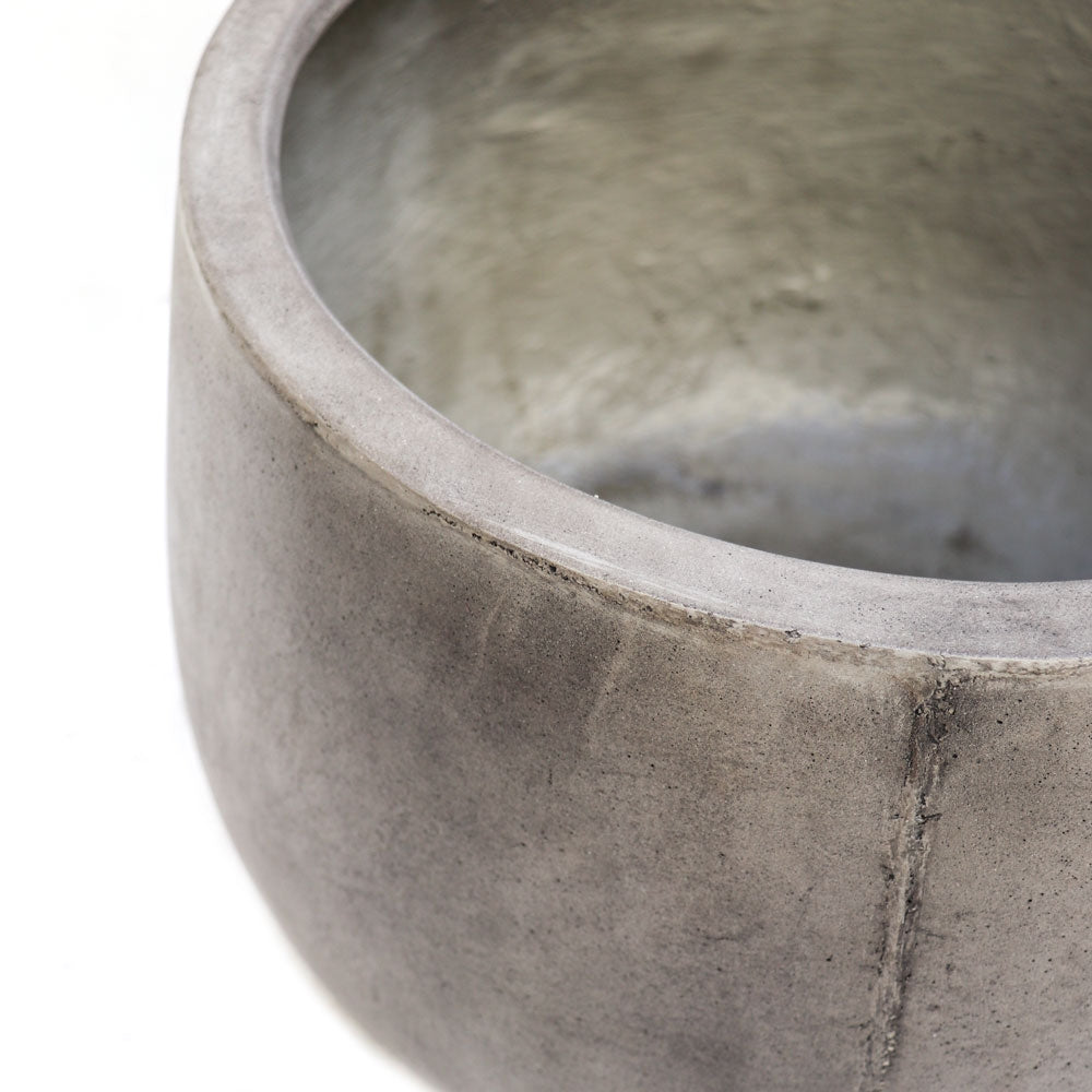 Ahuriri Cement Planter - Small