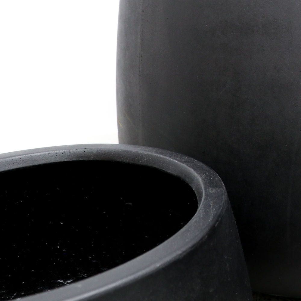 Ahuriri Black Planter - Medium