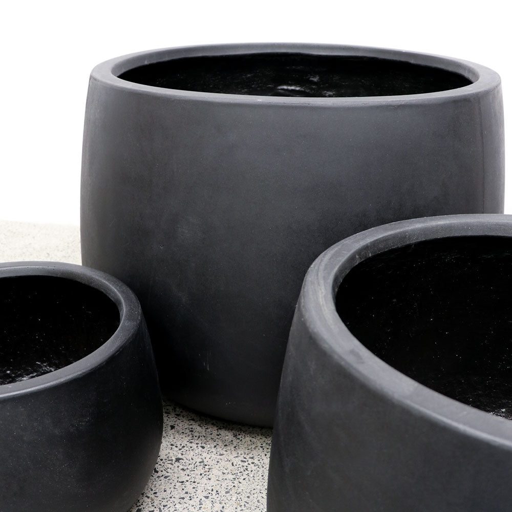 Ahuriri Black Planter - Small