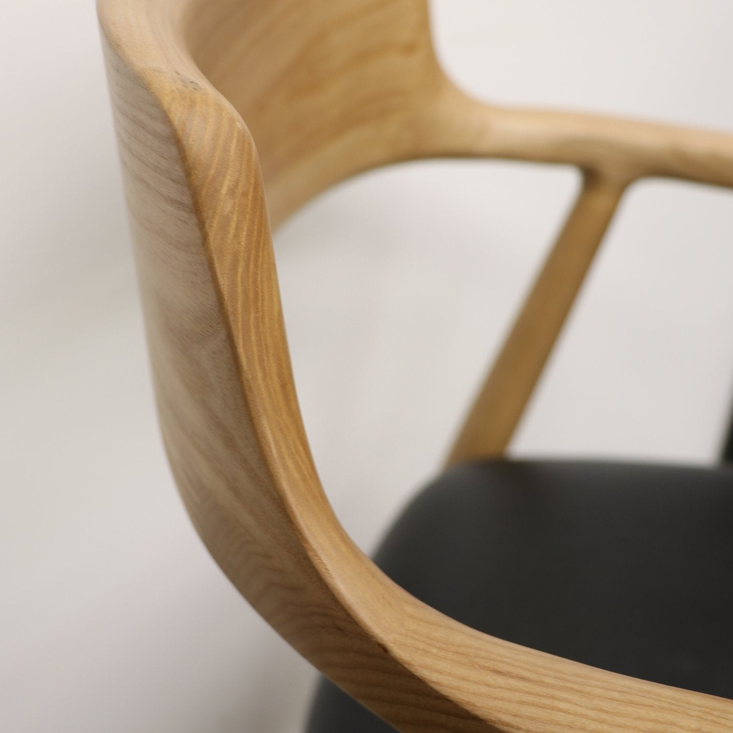 Ealing Dining Chair - Natural Frame/Black Leather
