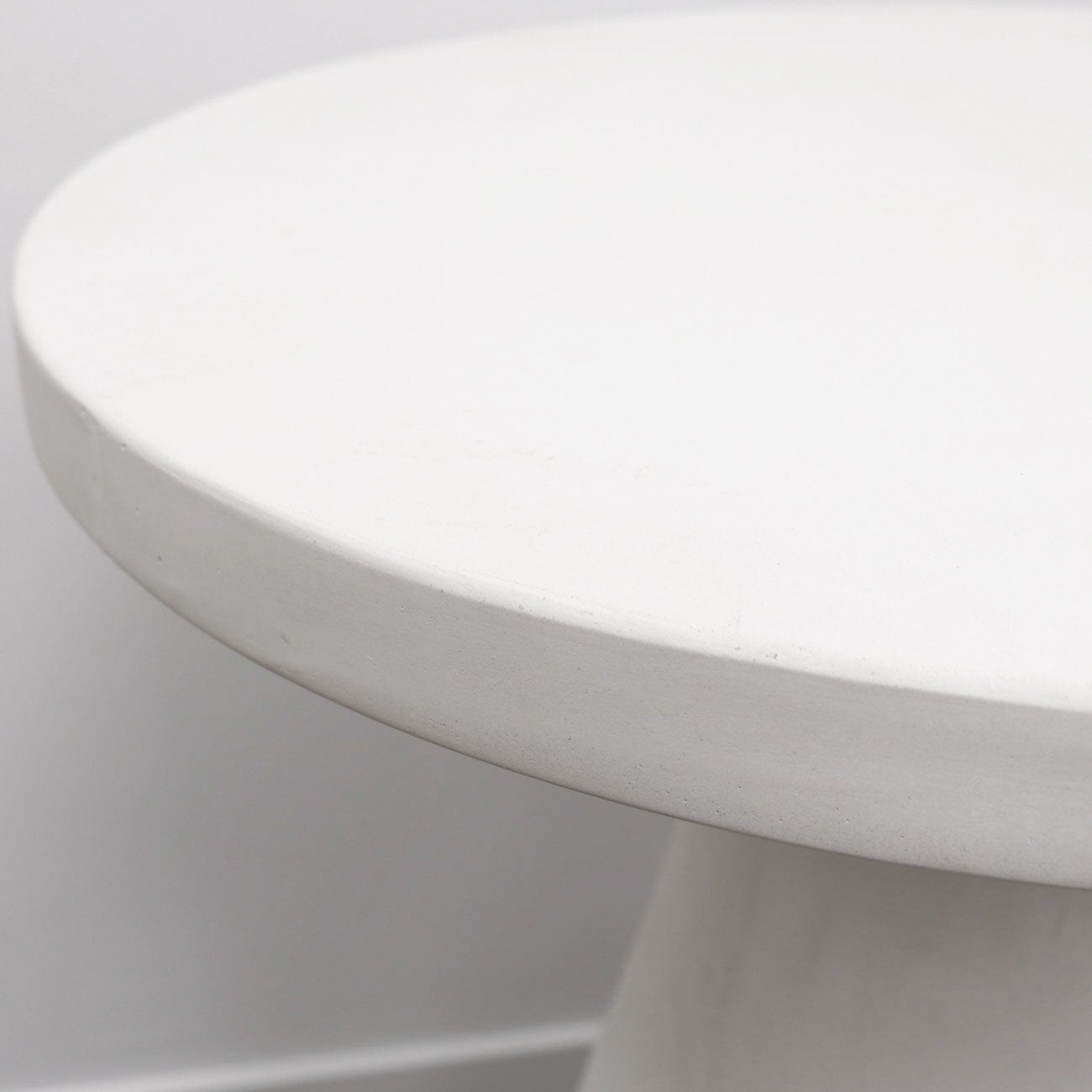 Corfu Concrete Pedestal Dining Table - Chalk