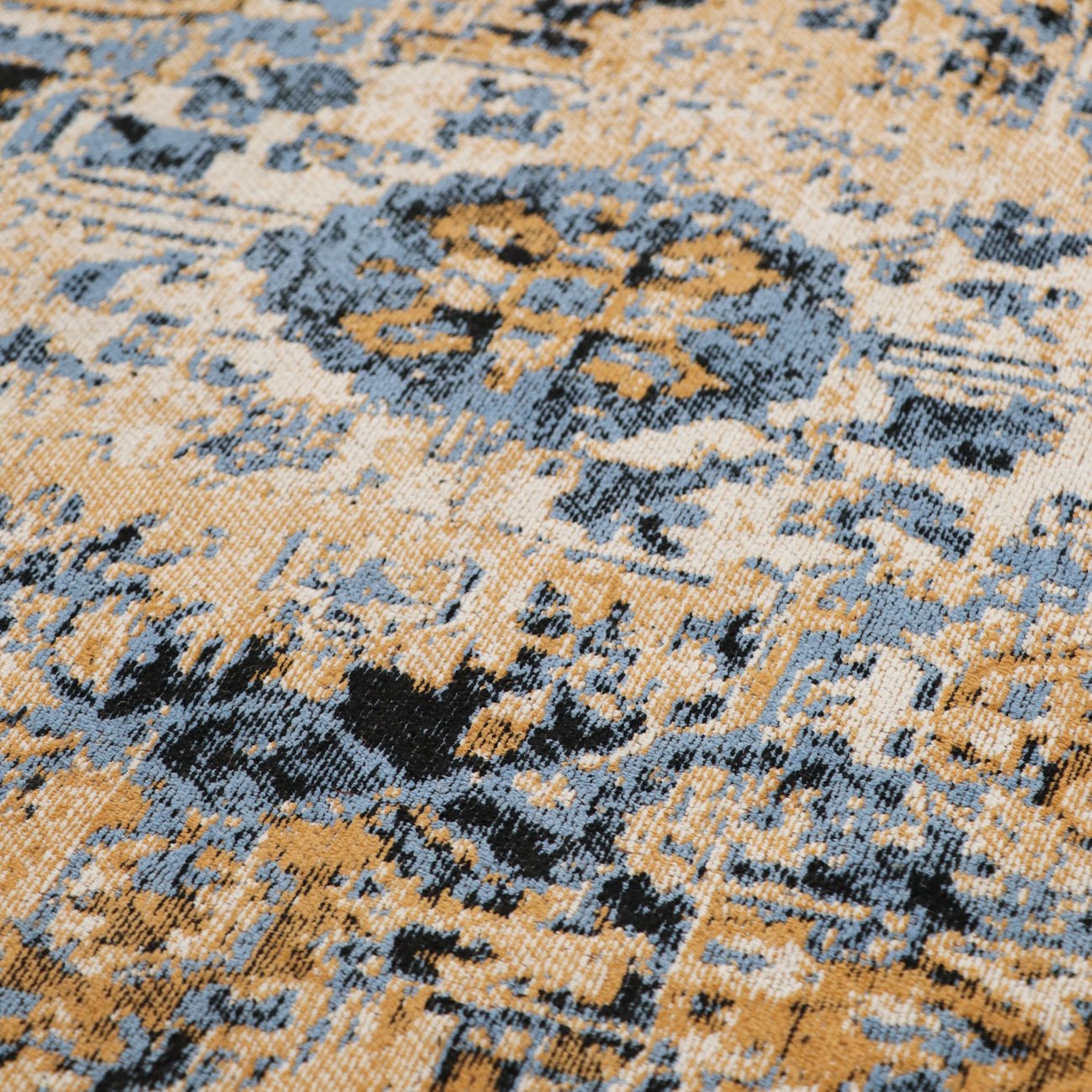 Adonis Rug Newton - Small