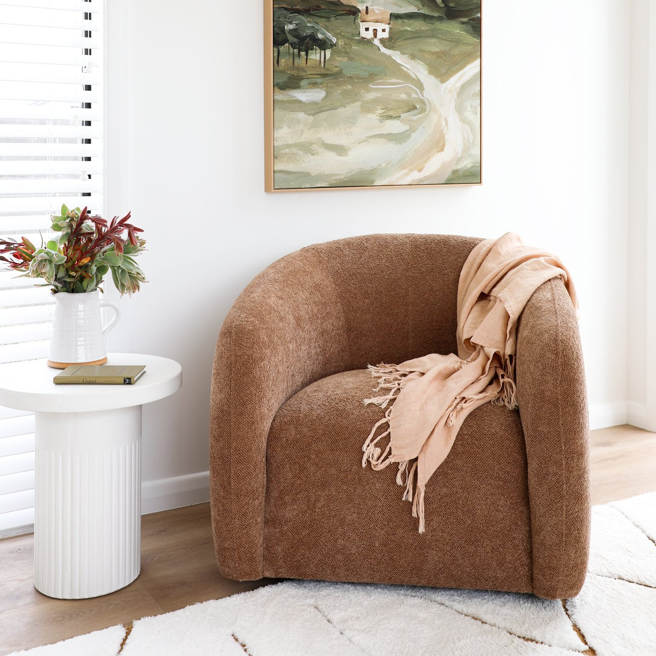 Max Swivel Chair - Caramel