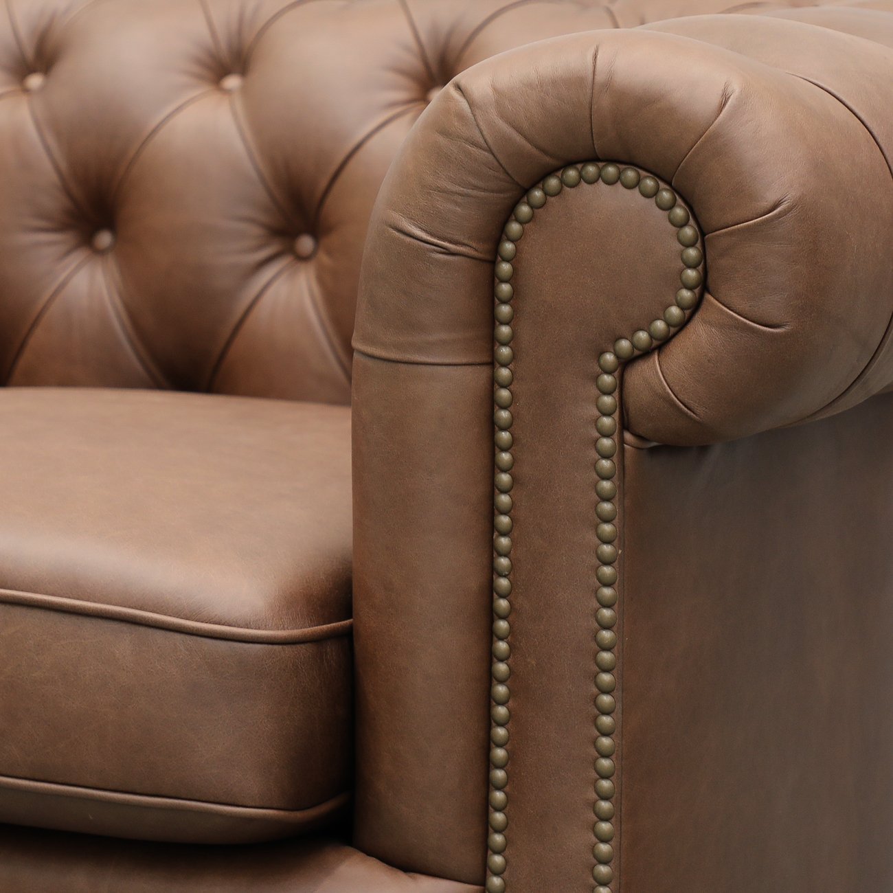 Stanford 2 Seater Chesterfield - Nutmeg Leather