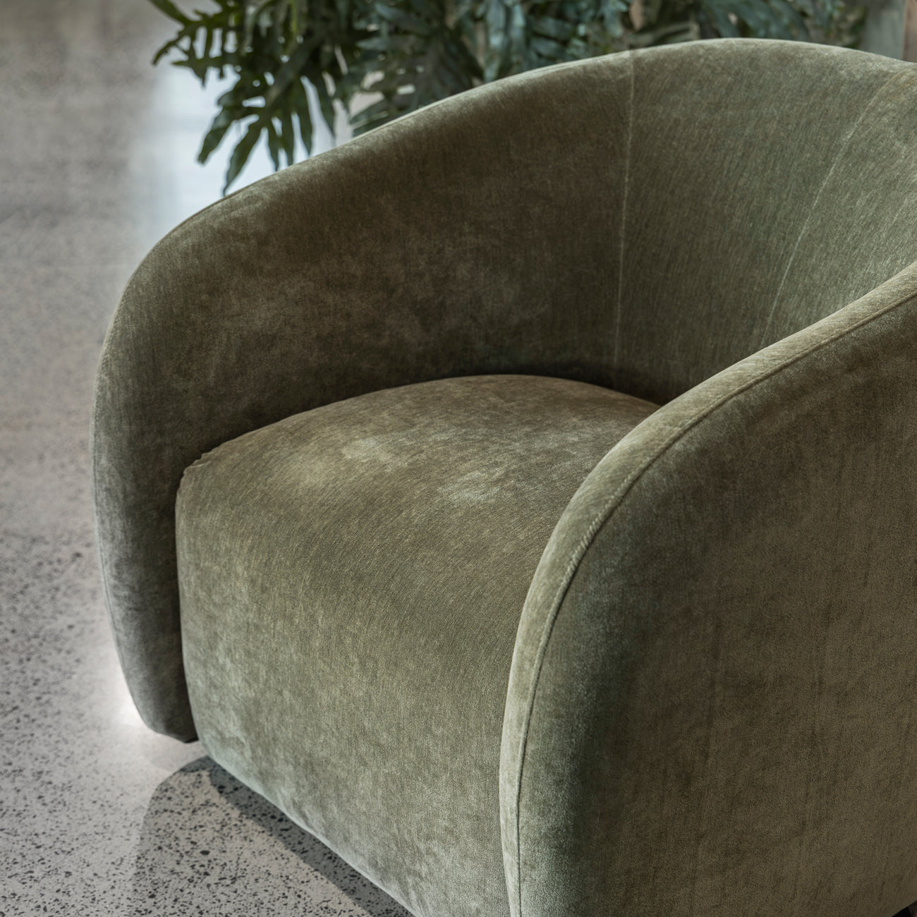 Max Swivel Chair - Moss