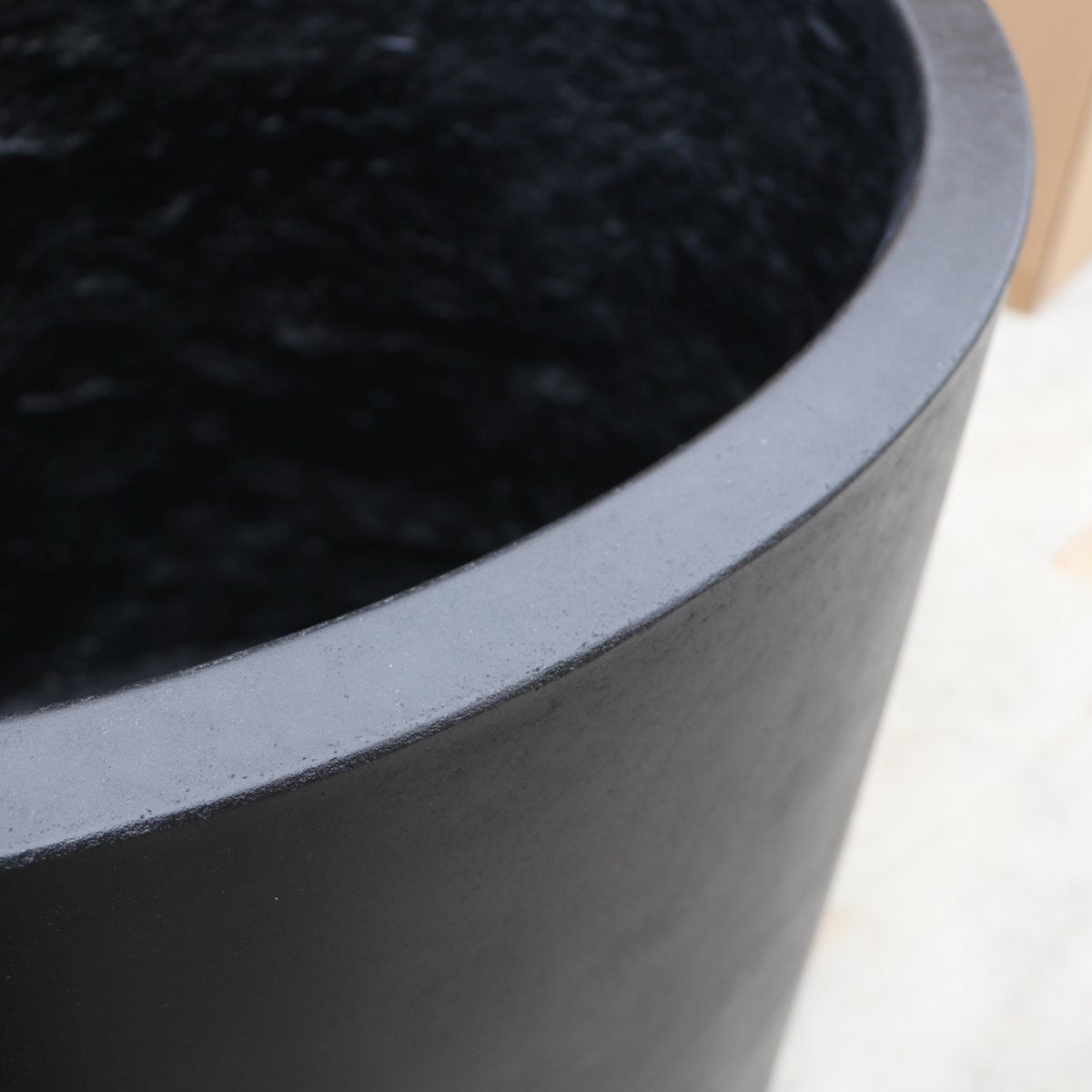 Mikonui Cylinder Planter Large - Black